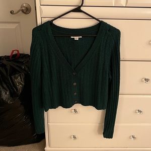 American eagle cropped sweater ( super soft)